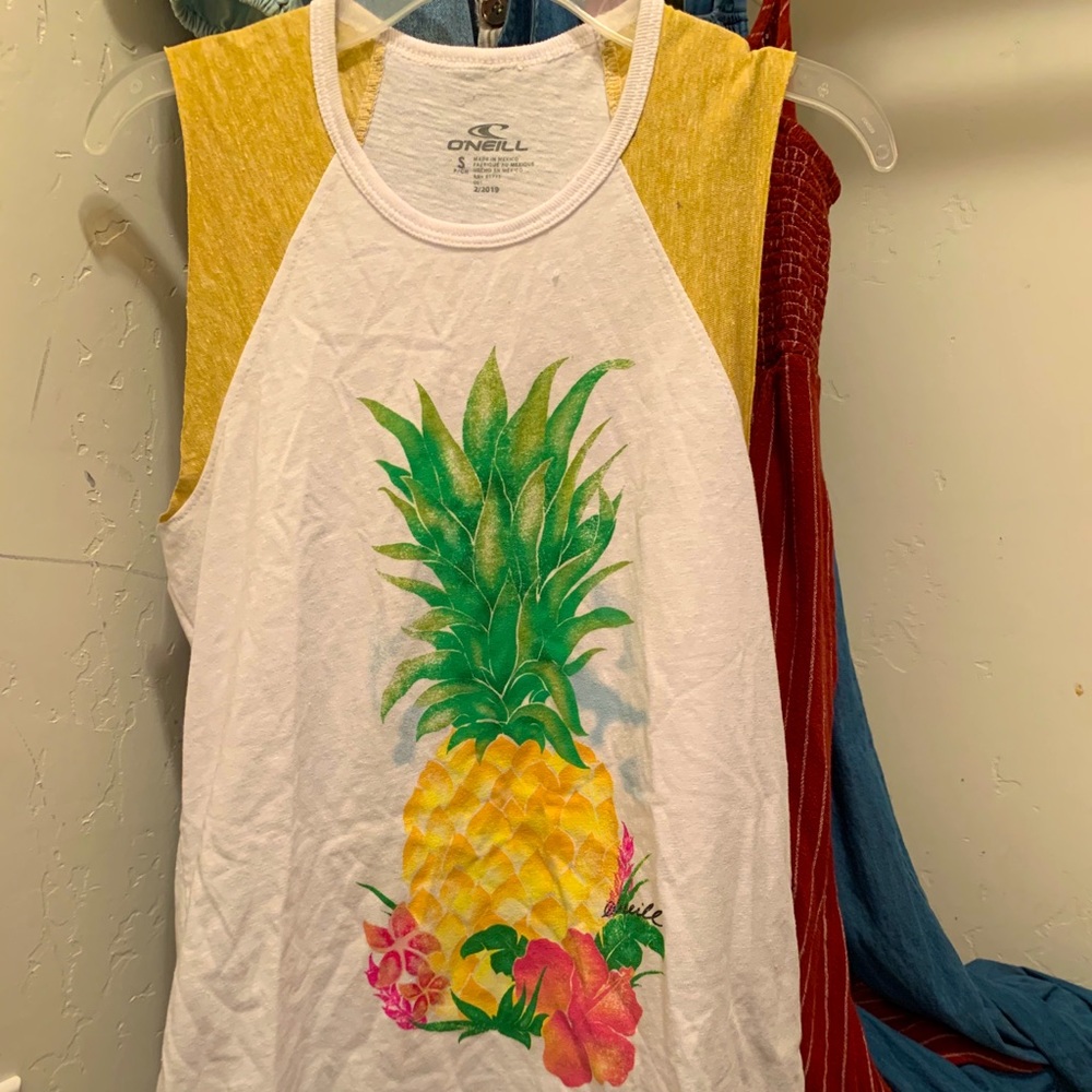 O’Neill surf muscle tee🏄‍♀️